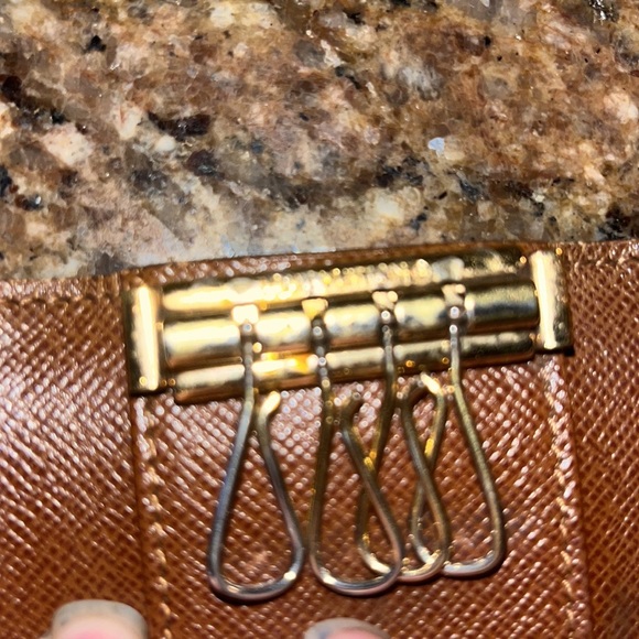 🤎LOUIS VITTON KEY POCKET 🤎 - Picture 9 of 9